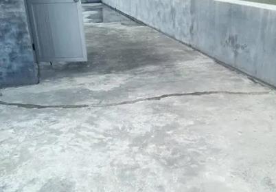 章贡楼顶漏水维修公司分享下如何解决卫生间隐蔽部位漏水的问题?